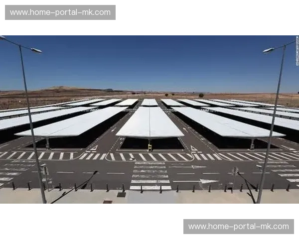 米兰双雄新球场方案耗资约7亿欧元,将满足举办欧冠决赛所需标准 米兰双雄新球场方案耗资约7亿欧元,将满足举办欧冠决赛所需标准